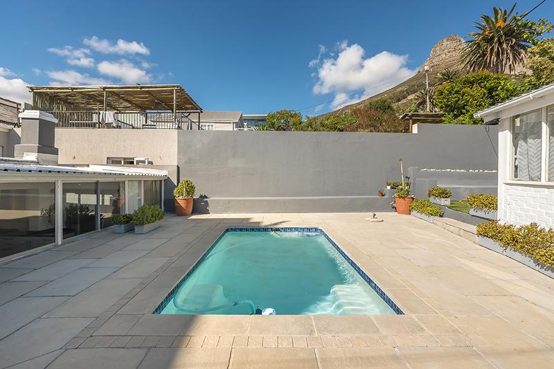 To Let 3 Bedroom Property for Rent in Fresnaye Western Cape